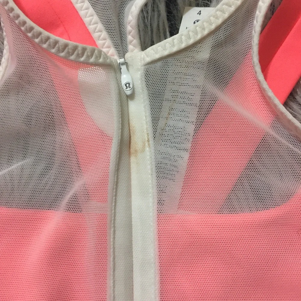 lululemon Ready, Set, Sweat Bra - Picture 4 of 5